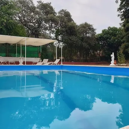 With Private Pool Near Seville El Garrobo